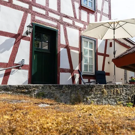 Historische Im Erdgeschoss Apartment *